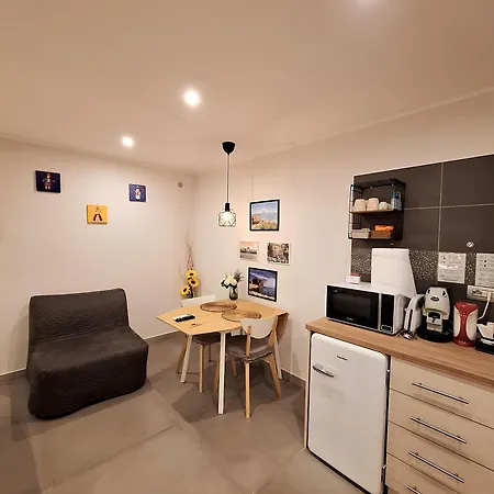 Casa E Bottega 41 Apartment