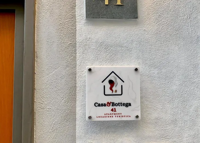 Casa E Bottega 41 نابولي